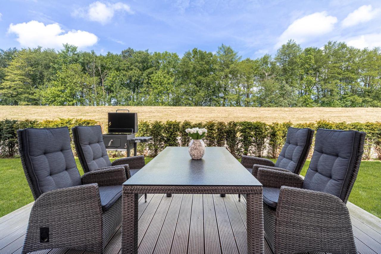 Villa Strandblick ซิงสท์ ภายนอก รูปภาพ